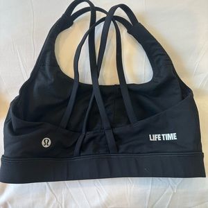 Lululemon sports bra